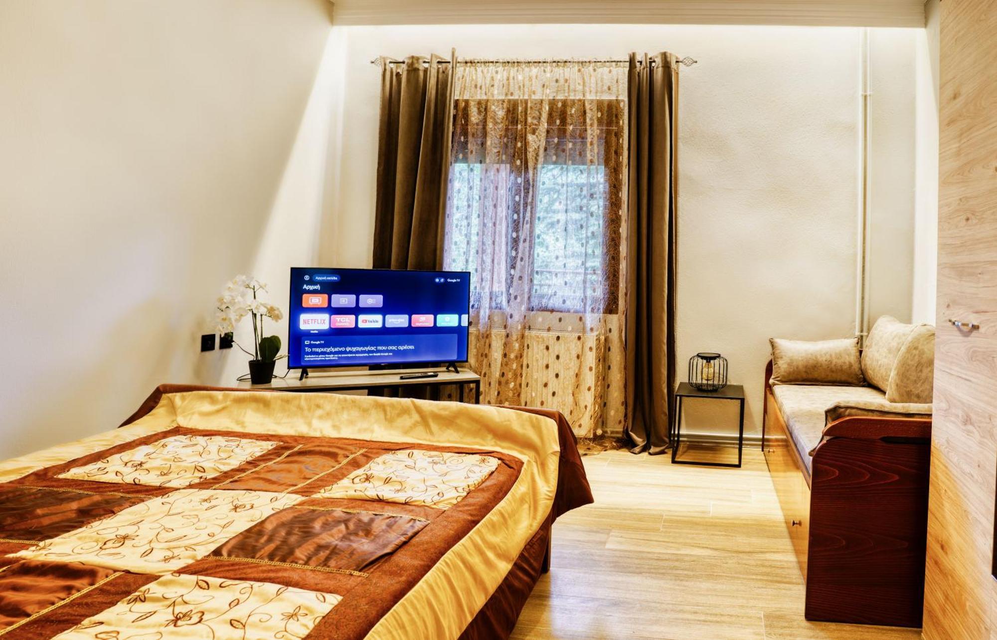 Four Lakes Luxury Suites Amyntaio Buitenkant foto