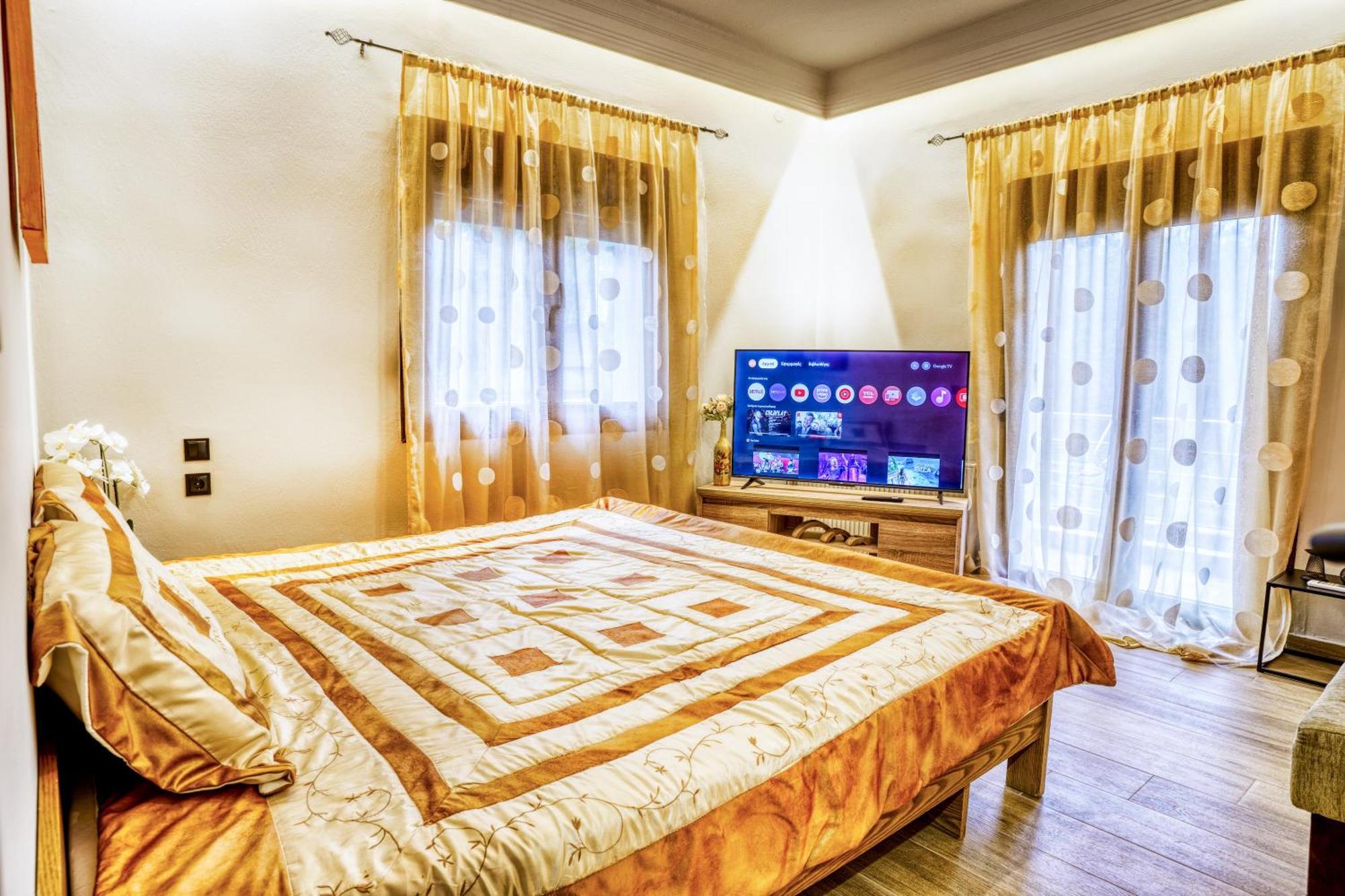 Four Lakes Luxury Suites Amyntaio Buitenkant foto