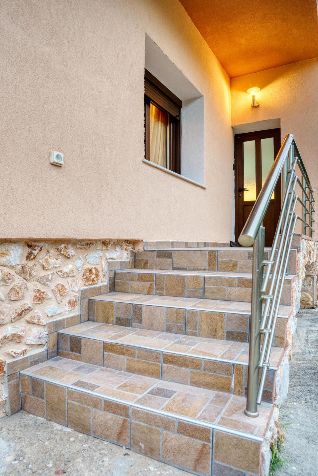 Four Lakes Luxury Suites Amyntaio Buitenkant foto